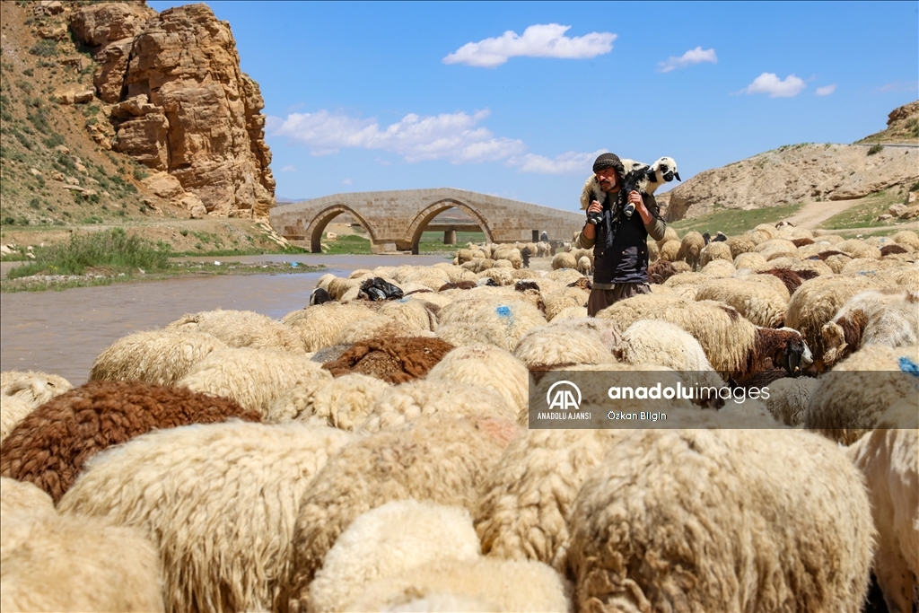 Zamanın tanığı tarihi Kelekom Köprüsü halen ilk günkü gibi ayakta