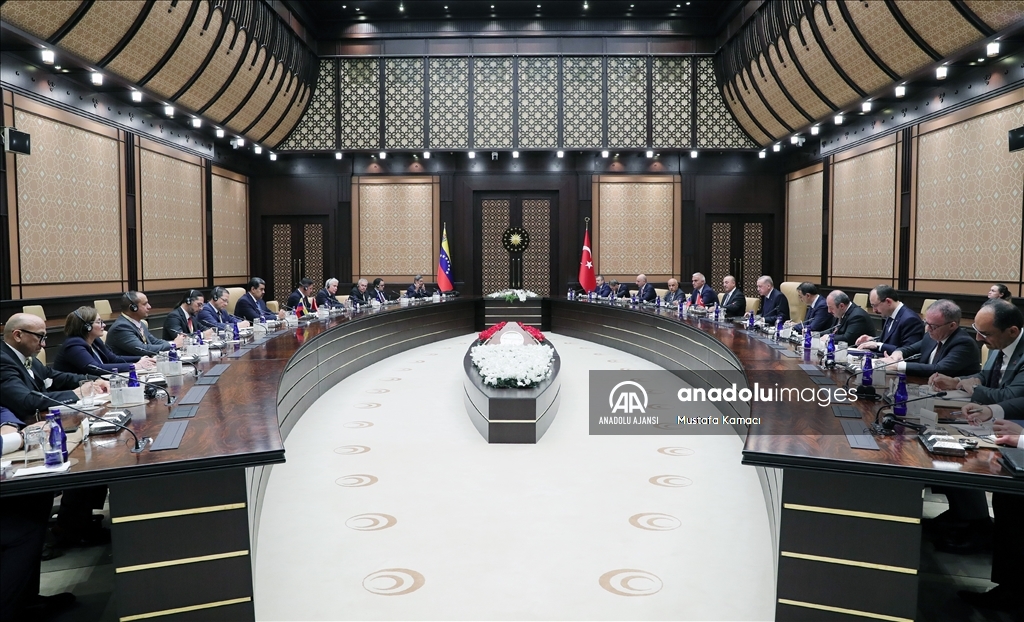 Cumhurbaşkanı Erdoğan, Venezuela Devlet Başkanı Maduro'yu resmi törenle karşıladı