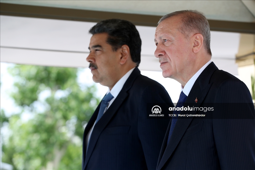 Cumhurbaşkanı Erdoğan, Venezuela Devlet Başkanı Maduro'yu resmi törenle karşıladı