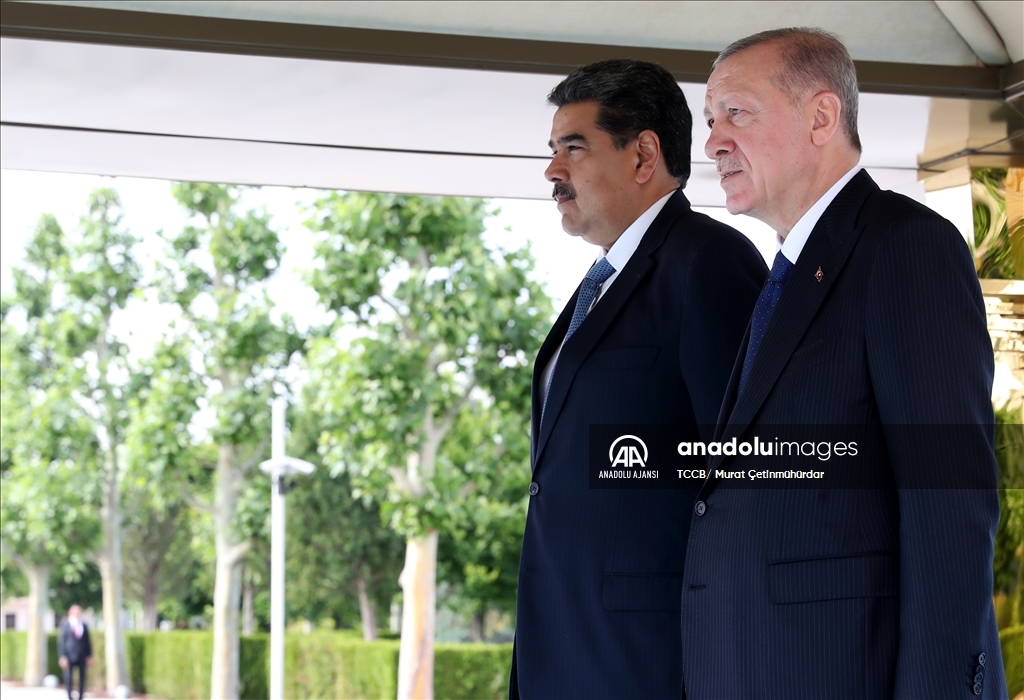 Cumhurbaşkanı Erdoğan, Venezuela Devlet Başkanı Maduro'yu resmi törenle karşıladı