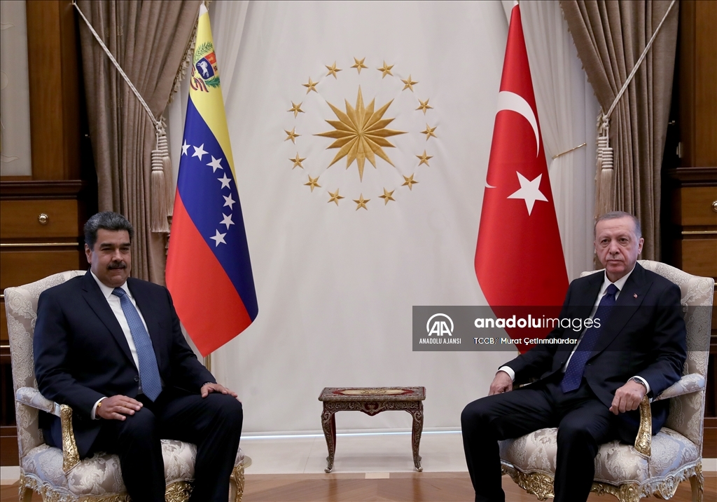 Cumhurbaşkanı Erdoğan, Venezuela Devlet Başkanı Maduro'yu resmi törenle karşıladı