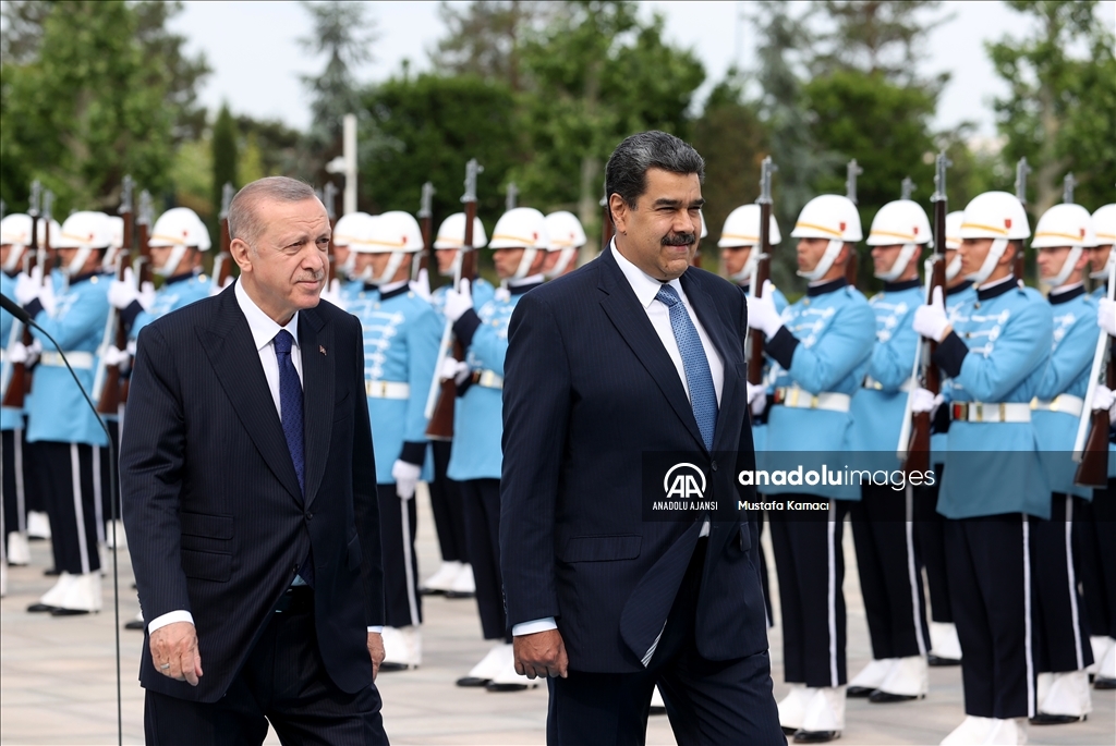 Cumhurbaşkanı Erdoğan, Venezuela Devlet Başkanı Maduro'yu resmi törenle karşıladı