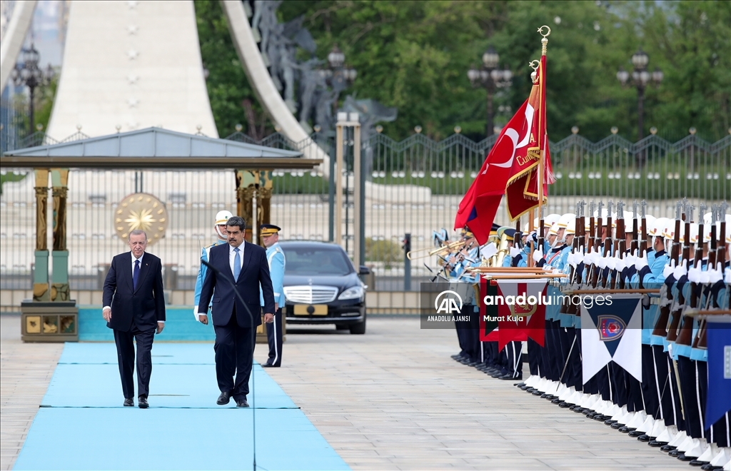Cumhurbaşkanı Erdoğan, Venezuela Devlet Başkanı Maduro'yu resmi törenle karşıladı