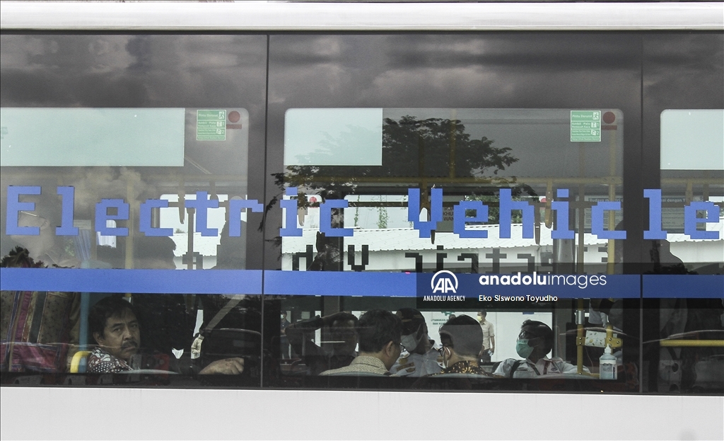Pemprov DKI luncurkan bus listrik untuk angkutan umum