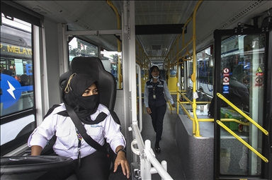 Jakarta luncurkan bus listrik untuk transportasi umum