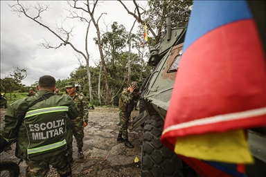 Los retenes de las fuerzas militares en medio de la temporada electoral en San Vicente del Caguán, sur de Colombia