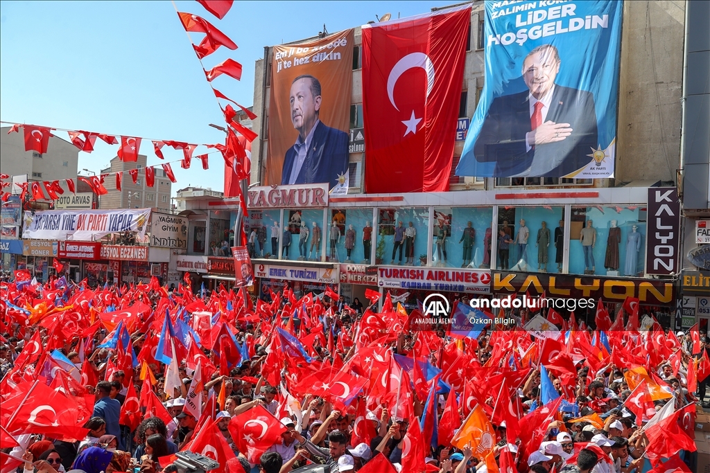 Serokomar Erdogan li Wanê di merasima vekirina bi komî de axivî
