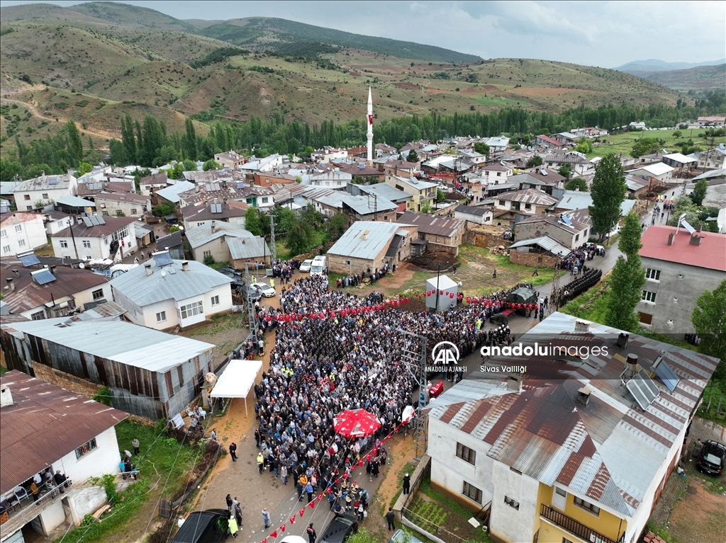 Şehit Piyade Uzman Çavuş Ömer Yıldırım, Sivas'ta son yolculuğuna uğurlandı