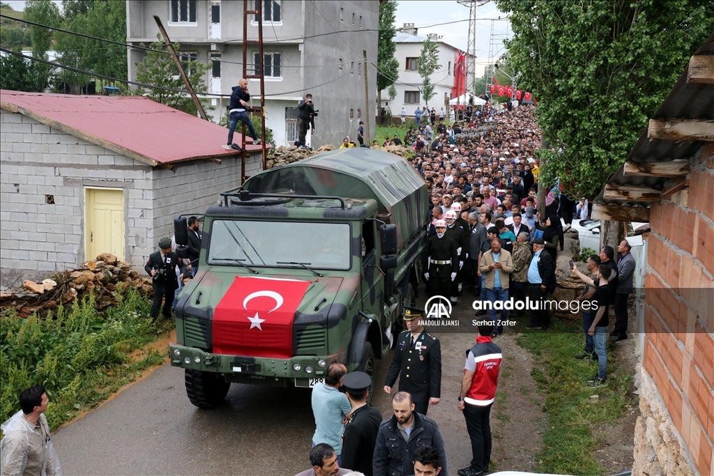 Şehit Piyade Uzman Çavuş Ömer Yıldırım, Sivas'ta son yolculuğuna uğurlandı
