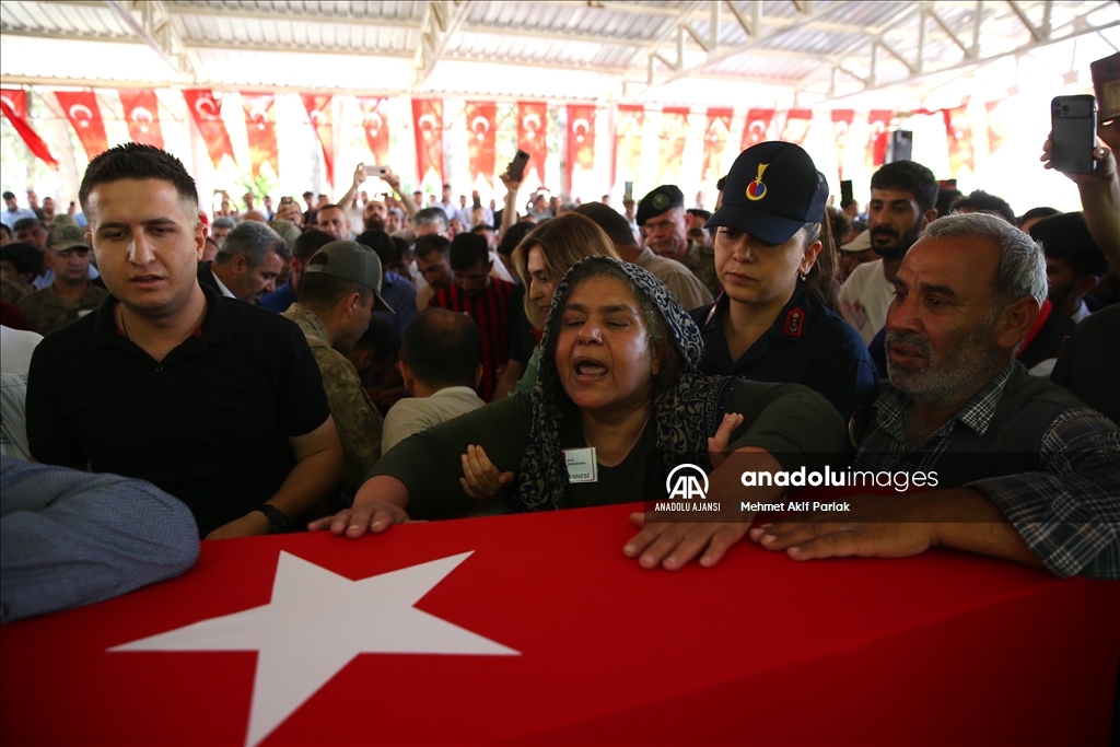 Şehit Piyade Uzman Onbaşı Mehmet Ali Çap, memleketi Gaziantep'te son yolculuğuna uğurlandı
