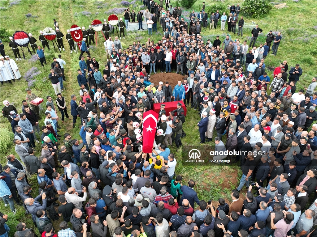 Şehit Piyade Uzman Çavuş Ömer Yıldırım, Sivas'ta son yolculuğuna uğurlandı