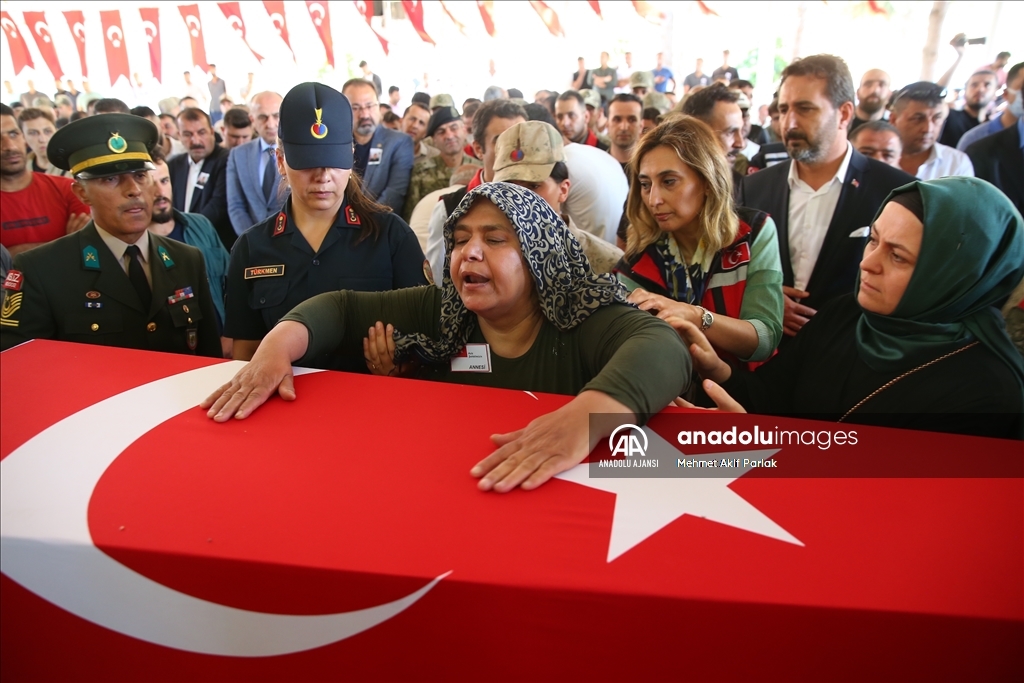 Şehit Piyade Uzman Onbaşı Mehmet Ali Çap, memleketi Gaziantep'te son yolculuğuna uğurlandı
