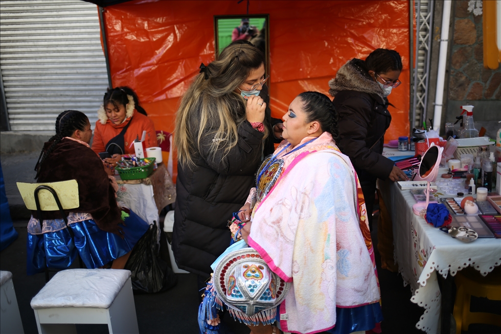 "Lord of Great Power" in La Paz