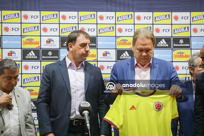 El argentino Néstor Lorenzo es presentado como nuevo director técnico de la selección de fútbol de Colombia, junto al presidente de Ramón Jesurún, presidente de Federación.