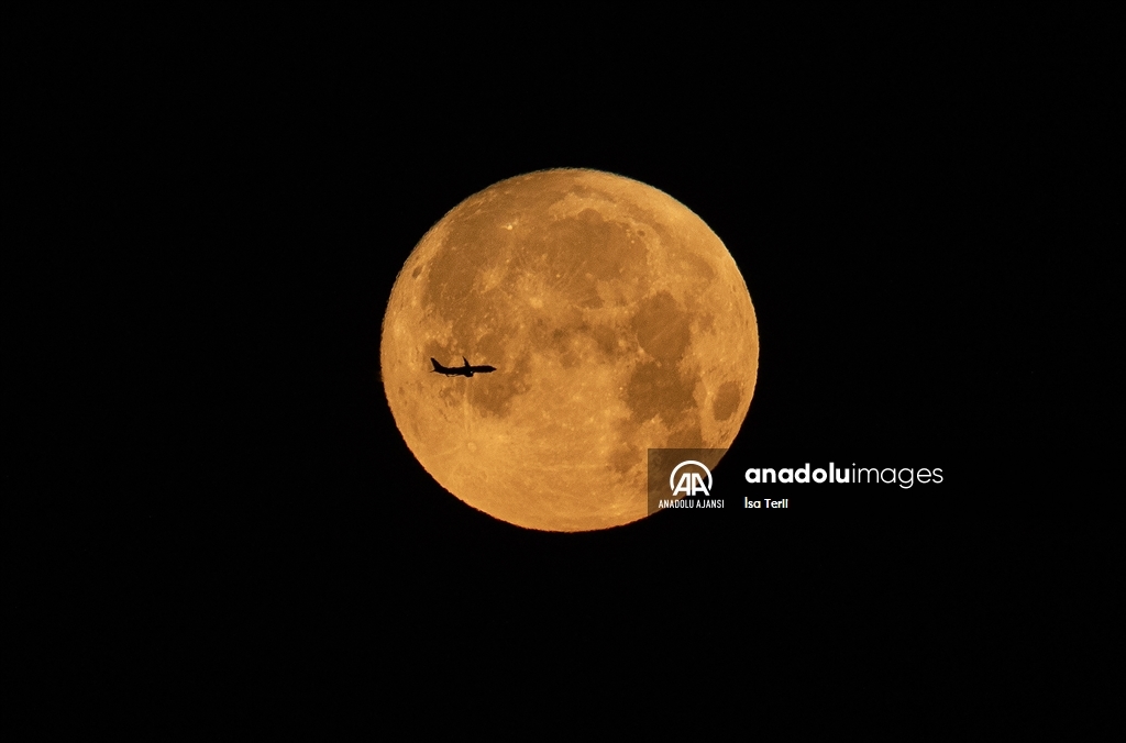 İstanbul'da "Süper Ay"