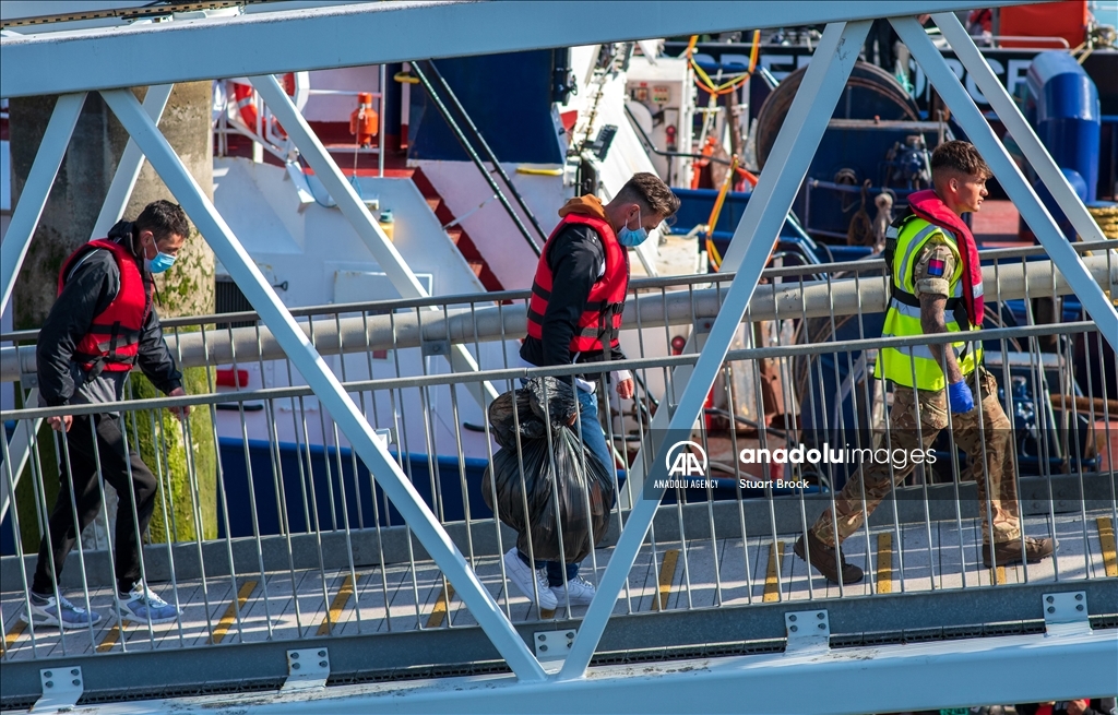 Migrants brought ashore after attempting to cross English Channel