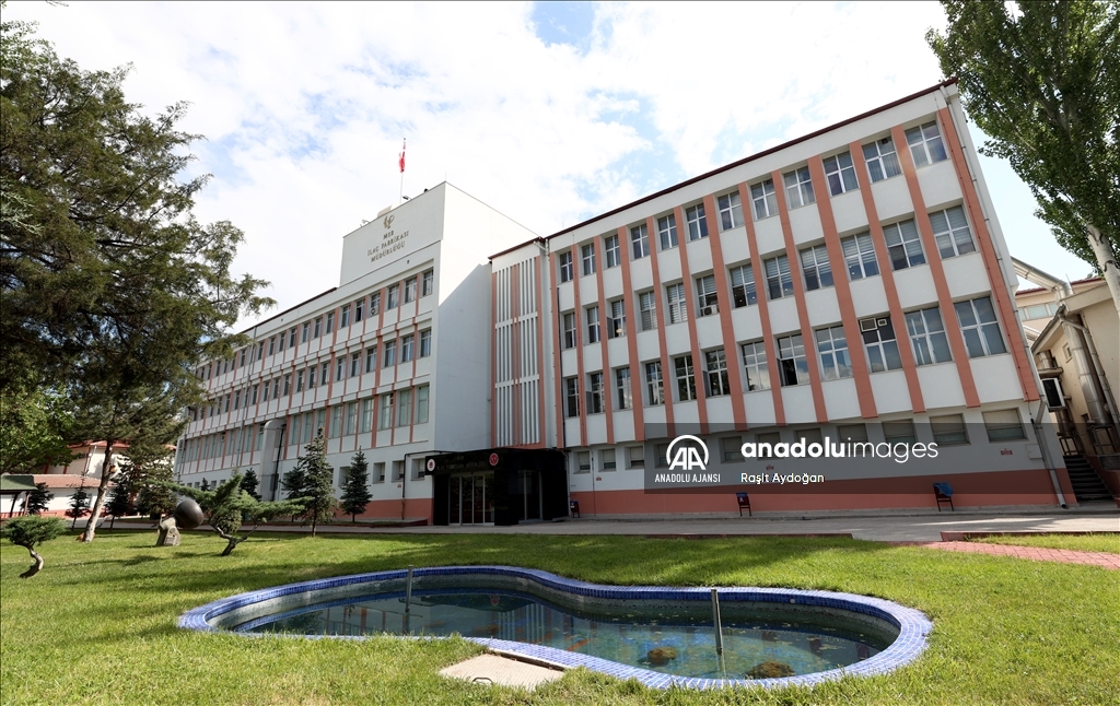 Türk ordusu için stratejik tıbbi malzemeler, MSB İlaç Fabrikası'nın üretim bantlarından iniyor