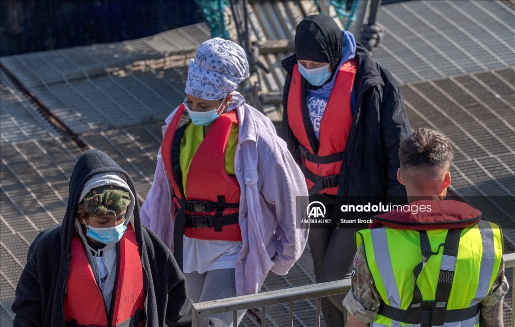 Migrants brought ashore after attempting to cross English Channel