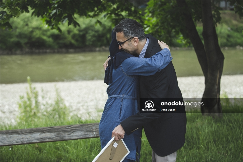 پزشک تُرک پس از 27 سال با بیمار بوسنیایی‌اش تجدید دیدار کرد  