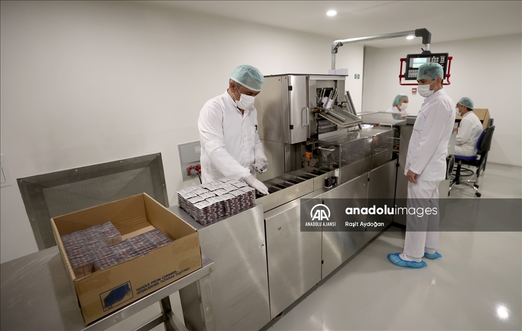 Türk ordusu için stratejik tıbbi malzemeler, MSB İlaç Fabrikası'nın üretim bantlarından iniyor