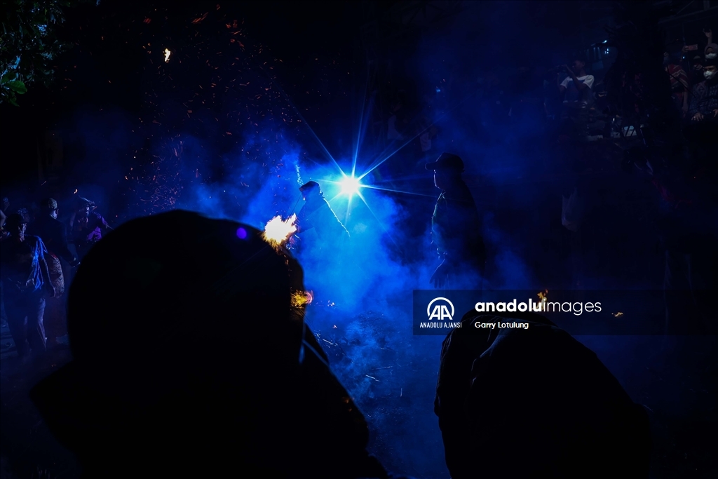 Endonezya'da doğaya minnettarlığın geleneksel simgesi devam ediyor