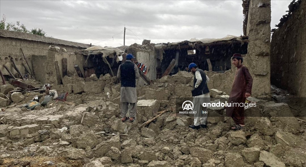ترکیه میان زلزله‌زدگان افغانستان کمک‌های بشردوستانه توزیع کرد 