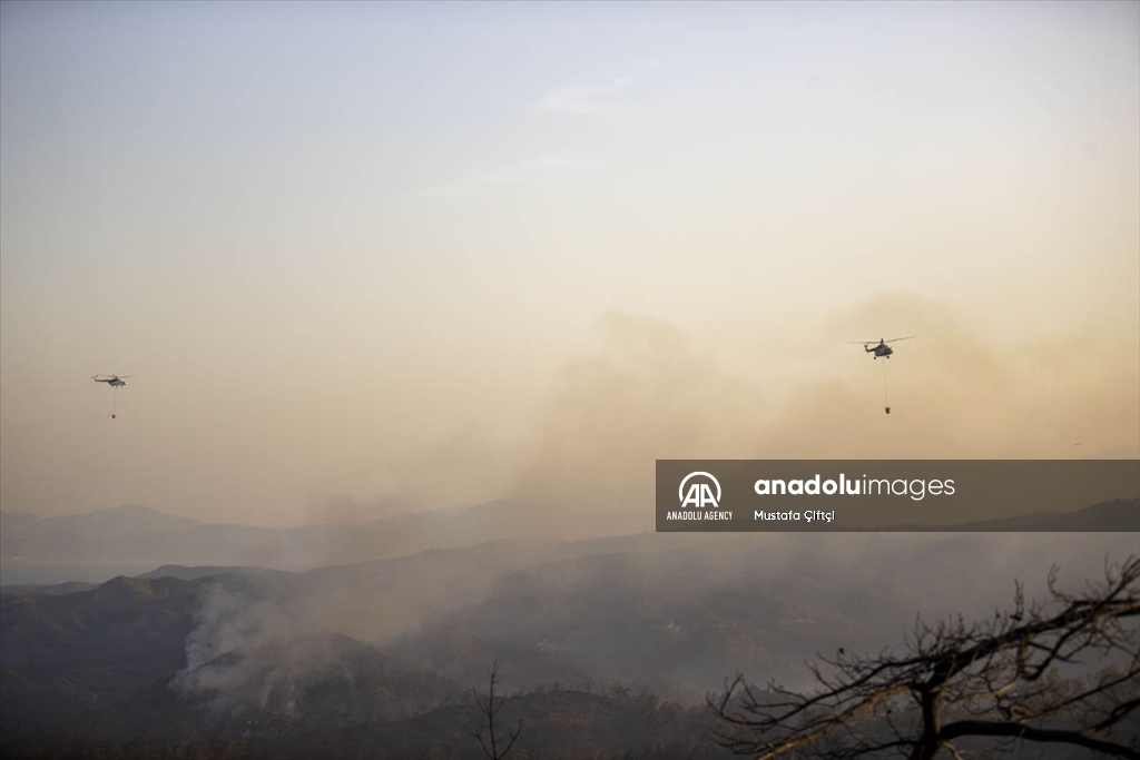 Туркије: Продолжува борбата за гаснење на пожарот во Мармарис