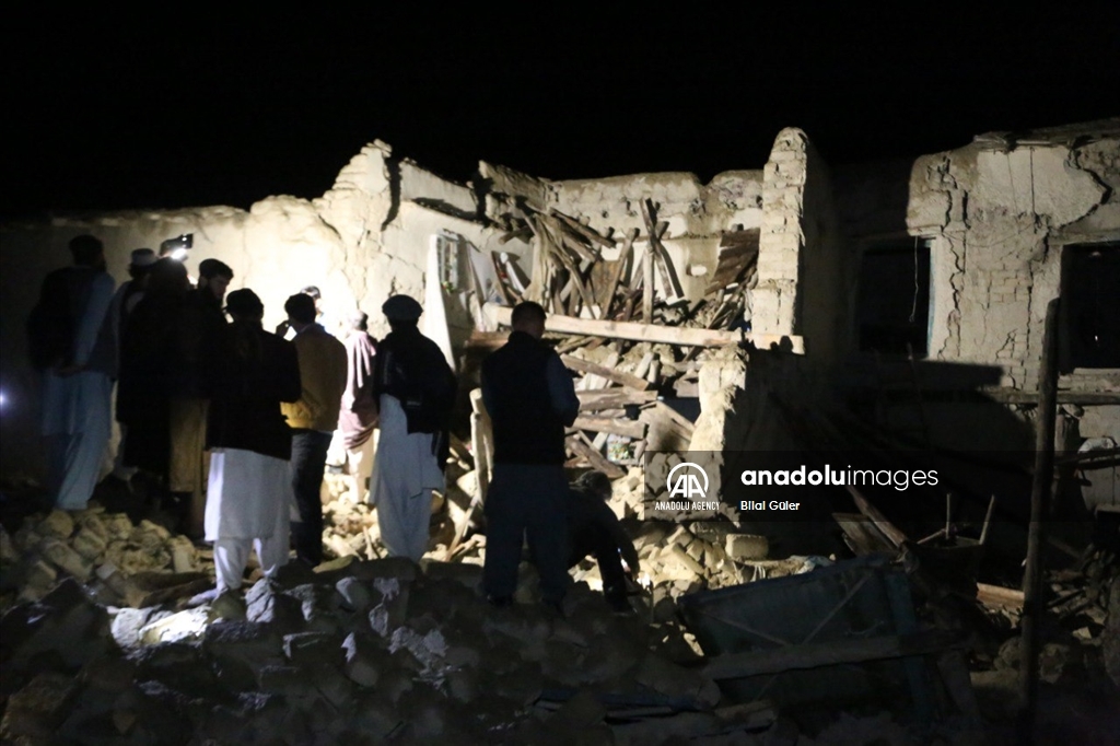 خبرگزاری آناتولی عمق ویرانی زلزله افغانستان را به تصویر کشید 