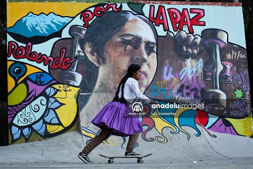 Imilla Skate, un colectivo de mujeres patinadoras en Bolivia