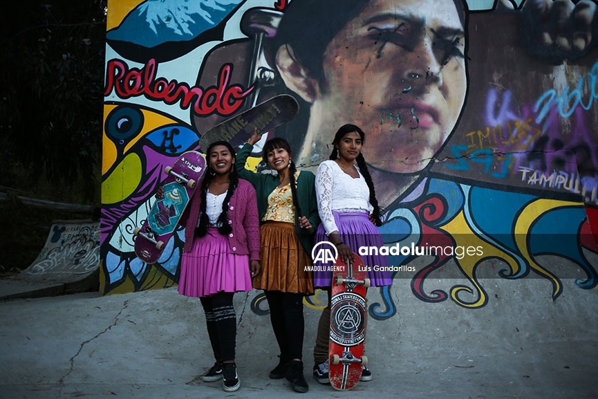 Imilla Skate, un colectivo de mujeres patinadoras en Bolivia
