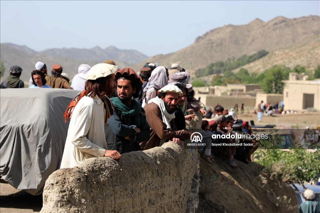 ارسال کمک‌های بشردوستانه به مناطق زلزله زده افغانستان