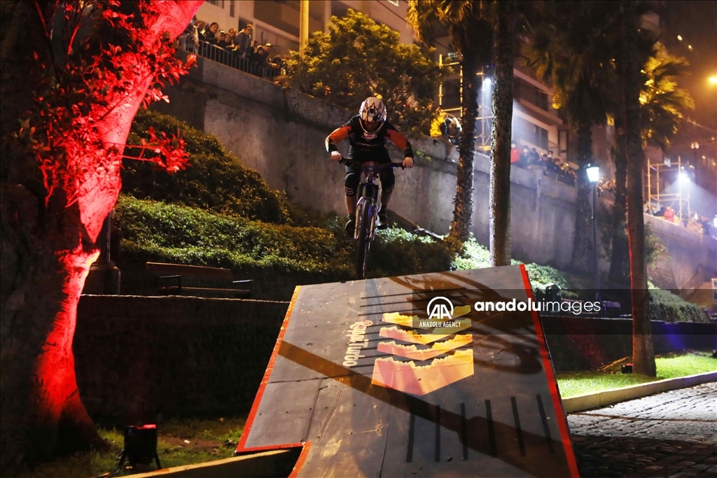 Las mejores imágenes del Red Bull Miraflores Cerro Abajo que se vivió en Perú 7