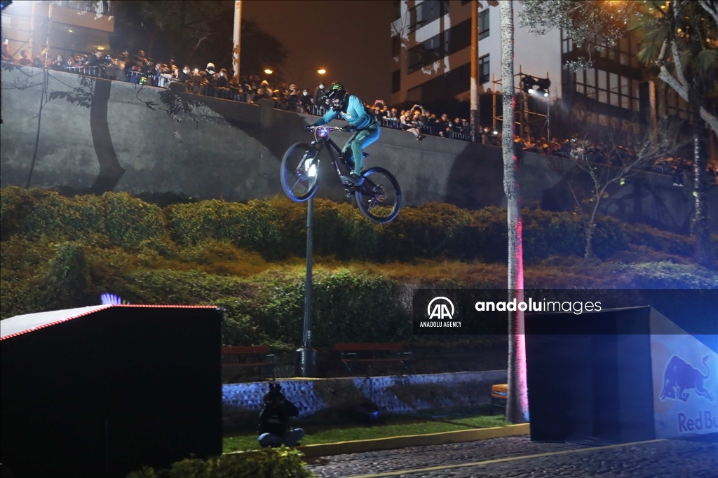 Las mejores imágenes del Red Bull Miraflores Cerro Abajo que se vivió en Perú 6