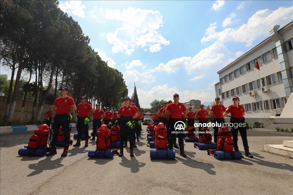 Çevik kuvvetin kurtarma timi, afetlerde hayat kurtaracak