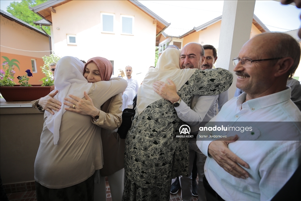 BiH: U Potočarima uz podršku općina iz Turkiye, otvorene dvije kuće staračkog doma za majke Srebrenice
