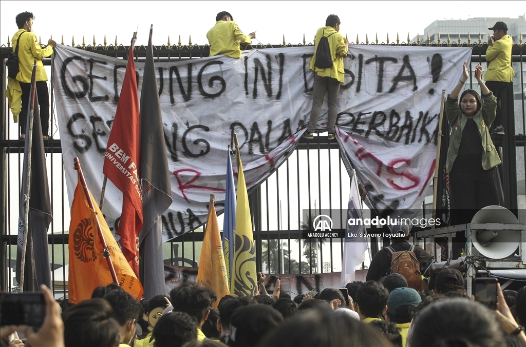 Demonstrasi mahasiswa untuk memprotes RKUHP 