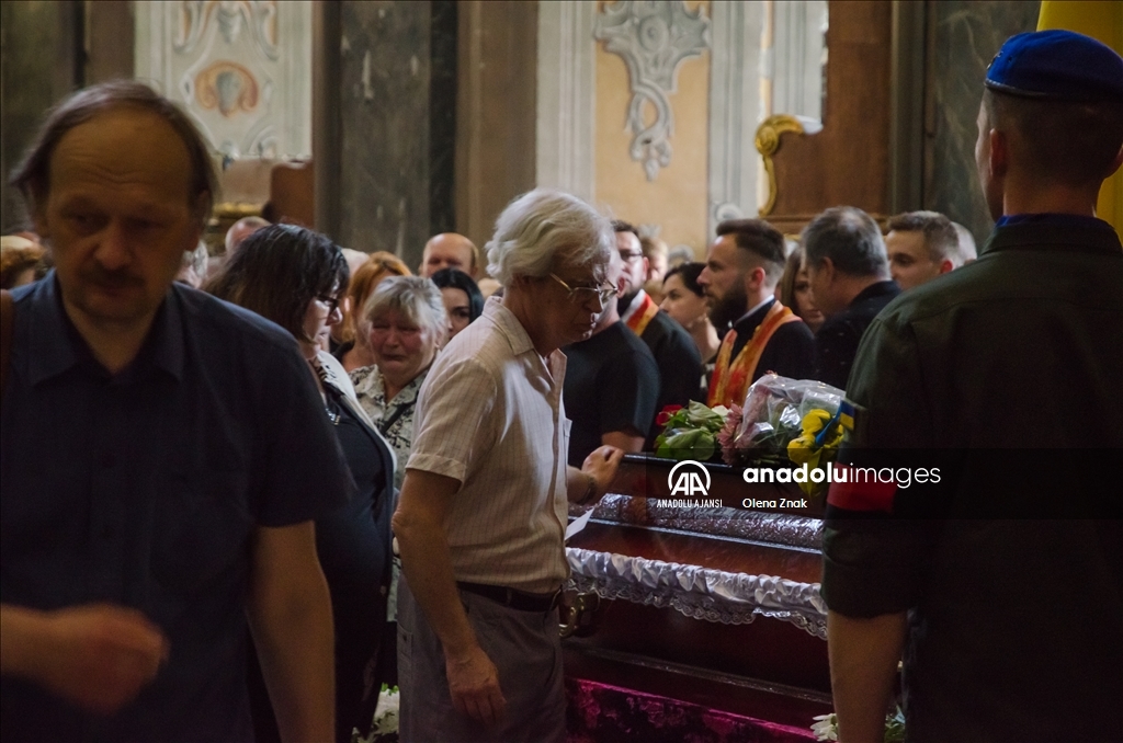 Savaşta ölen iki Ukrayna askeri için Lviv’de cenaze töreni düzenlendi