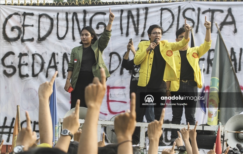 Demonstrasi mahasiswa untuk memprotes RKUHP 