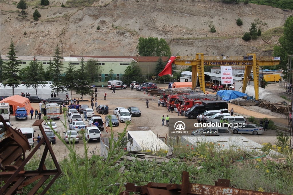 Kütahya'da yerin 140 metre altında maden kazası tatbikatı yapıldı