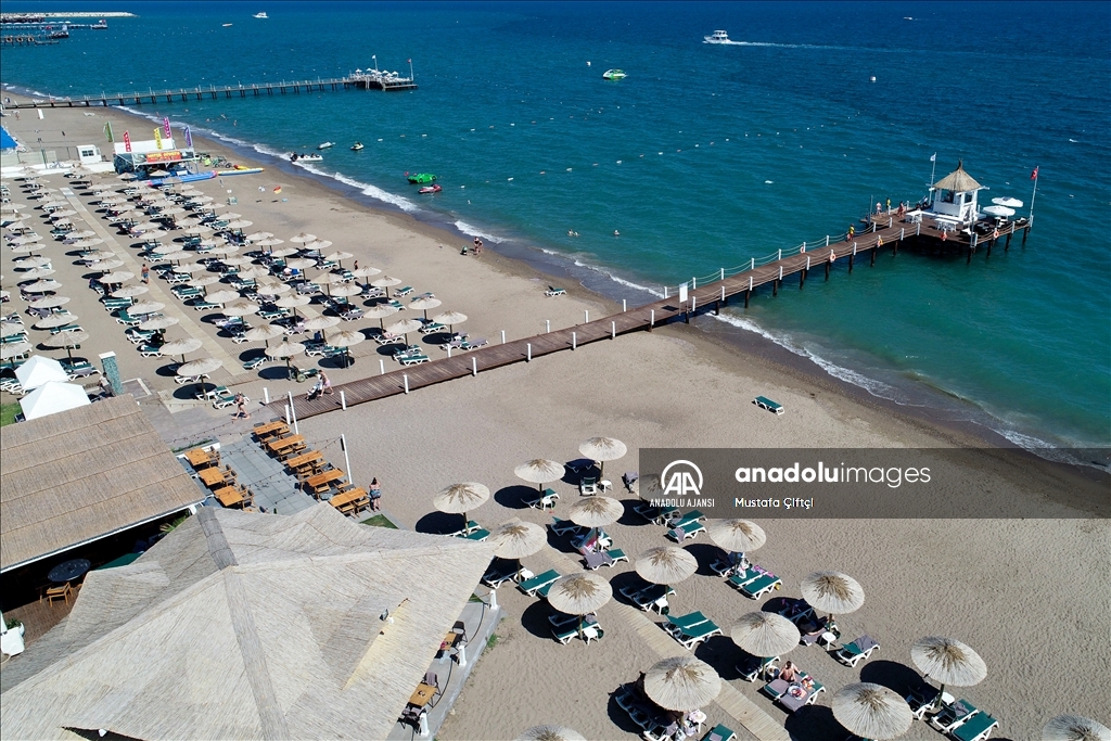Antalya, mavi bayraklı plaj sayısıyla dünya lideri