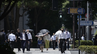Aşırı sıcakların etkili olduğu Tokyo'da halka 3 gündür elektrik tasarrufu uyarısı yapılıyor
