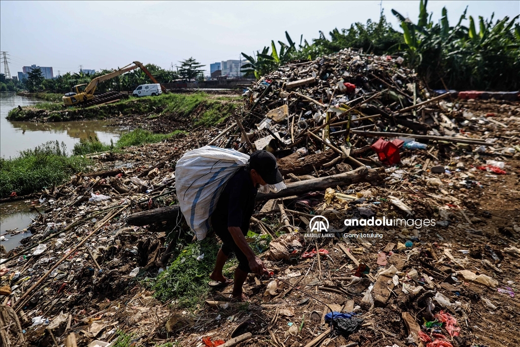 Kovid-19 pandemisi Endonezya'da yoksulluğu arttırdı