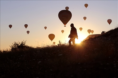 Imágenes de los globos aerostáticos que poco a poco retoman su dominio sobre el cielo de Capadocia