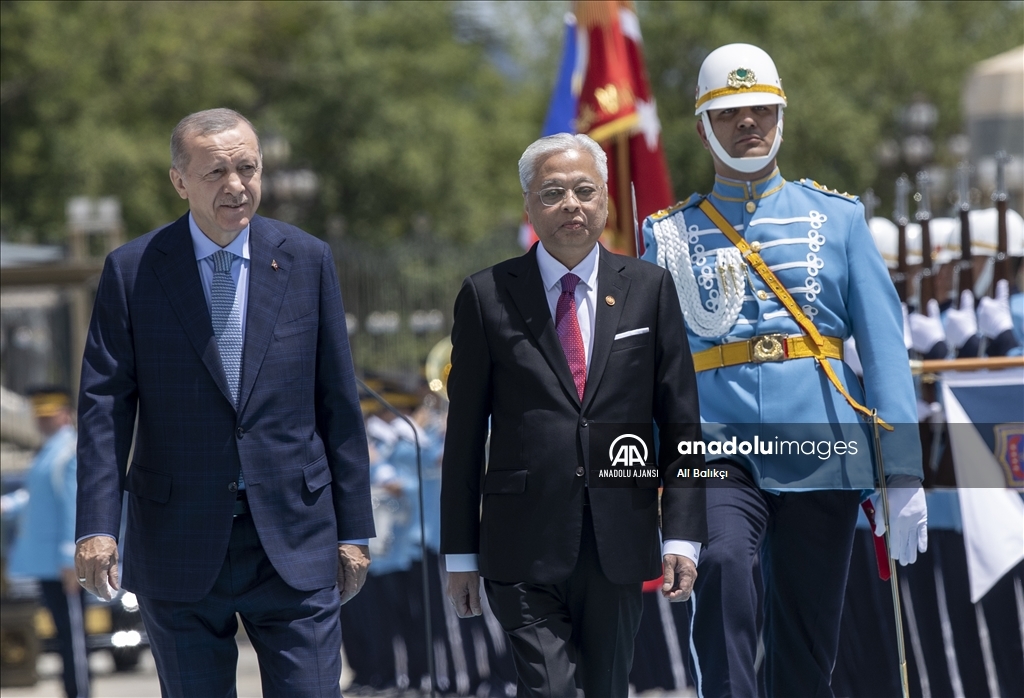 Cumhurbaşkanı Erdoğan, Malezya Başbakanı İsmail Sabri Yakub'u resmi törenle karşıladı