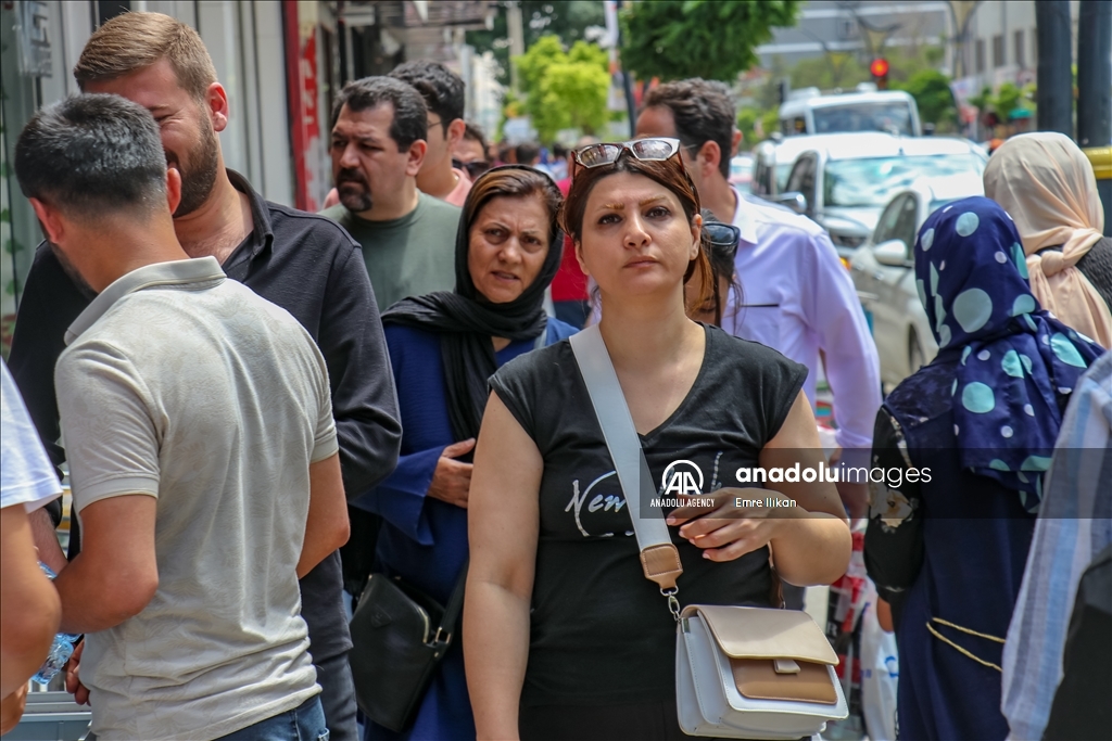 دهها هزار ایرانی امسال به شهر وان ترکیه سفر کردند