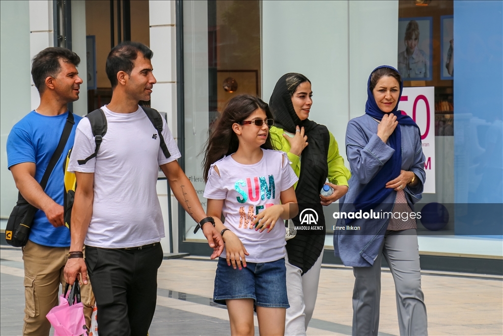 دهها هزار ایرانی امسال به شهر وان ترکیه سفر کردند