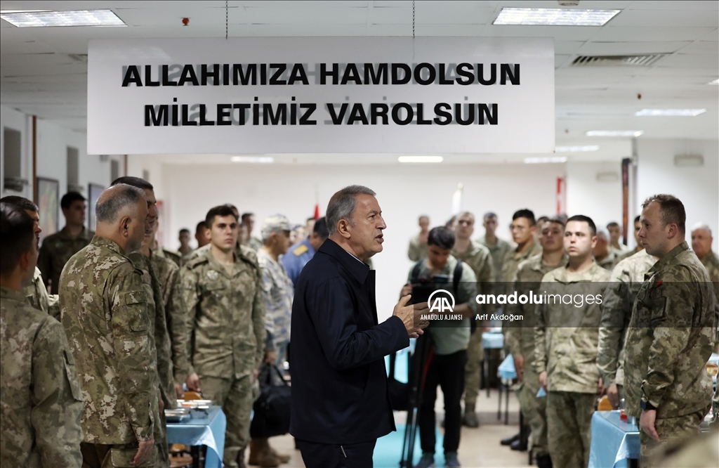 Bakan Akar ve TSK komuta kademesi, Dağlıca'da incelemelerde bulundu
