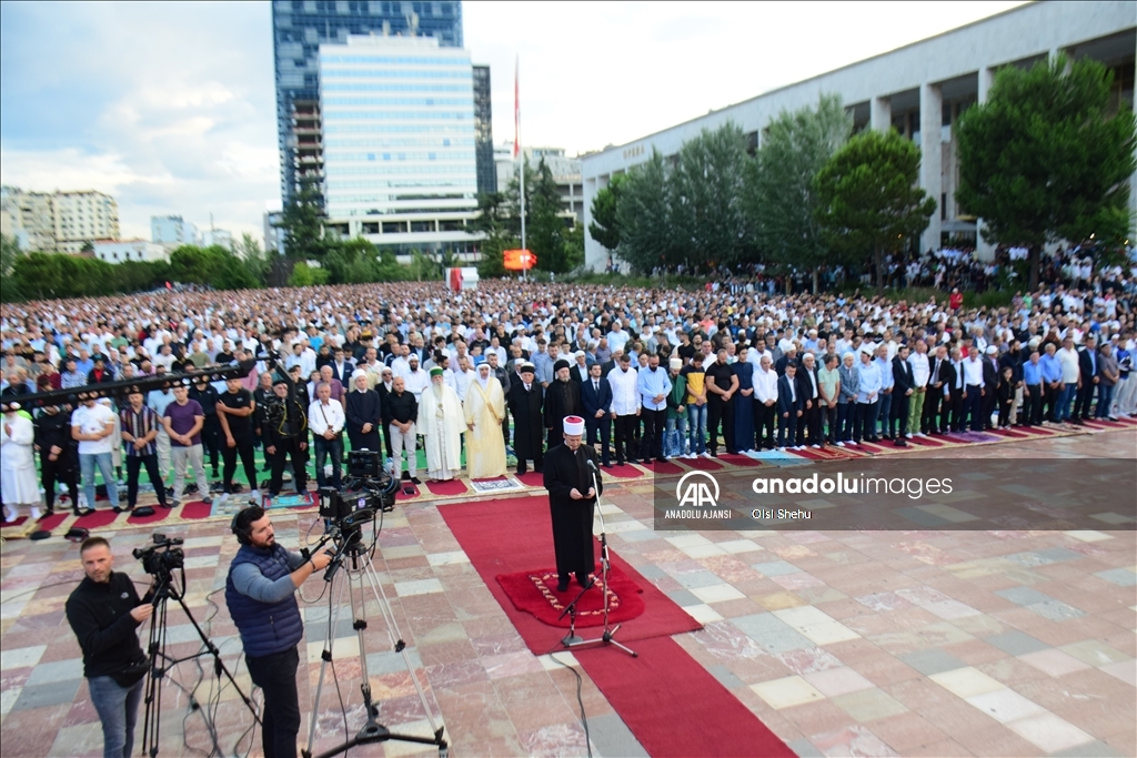 Arnavutluk’ta Kurban Bayramı coşkuyla karşılandı