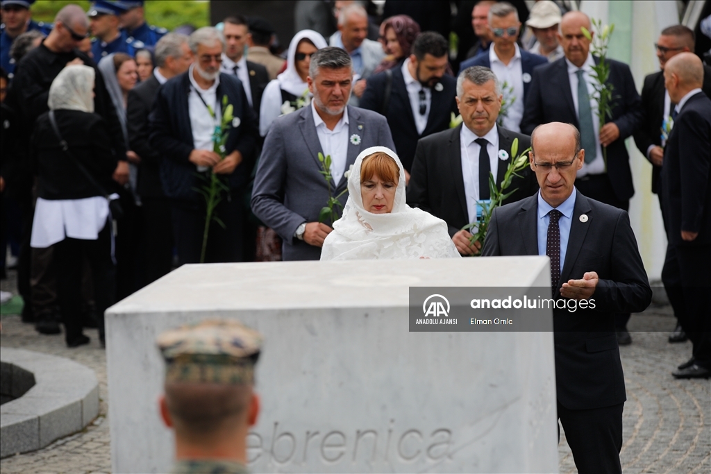 Srebrenitsa soykırımının 27. yılı