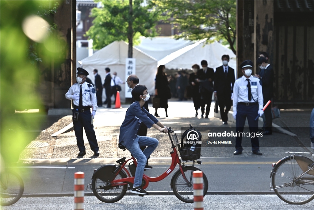 Eski Japonya Başbakanı Abe Şinzo için düzenlenen tören